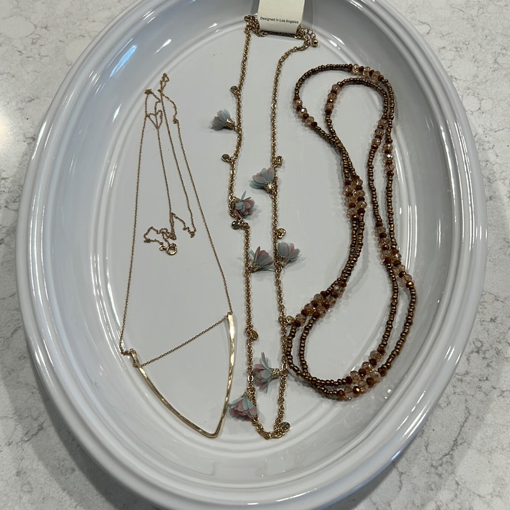 Gold jewelry lot